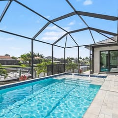 Luxury GulfAccess Waterfront Retreat SW Cape Coral