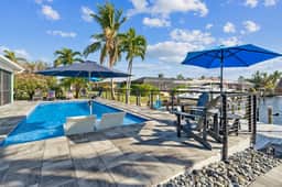 Villa Jaclyn - Gulf Access, Hot Tub & Pet Friendly