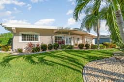 Villa Palma Encantada Gulf Access & Pet Friendly - Image 2