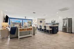 The Salty Pelican Retreat – Gulf Access w Pool, Spa & Dock