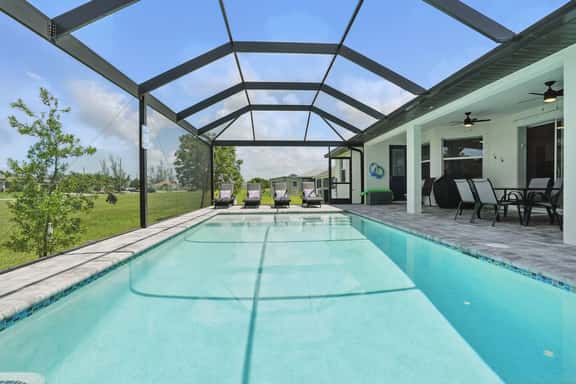 Cape Haven - Luxury Listing w Heated Pool - Image 1