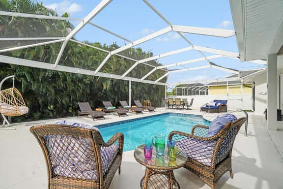 Villa Beachy Keen, your SW Florida Getaway! - Image 1