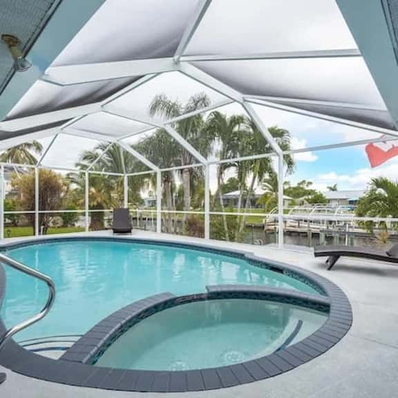 Calypso Cove - Gulf Access SE Cape Coral w/ SPA - Image 1