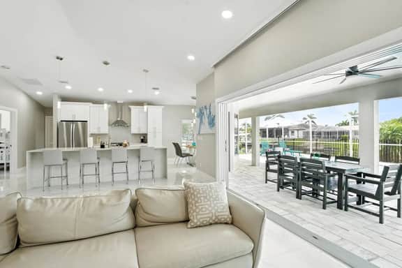 Canal Breeze - Gulf Access & Pet Friendly