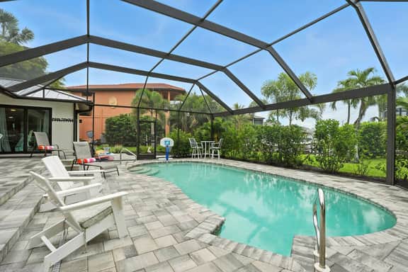 Sea La Vie - SW Cape Coral & Pet Friendly