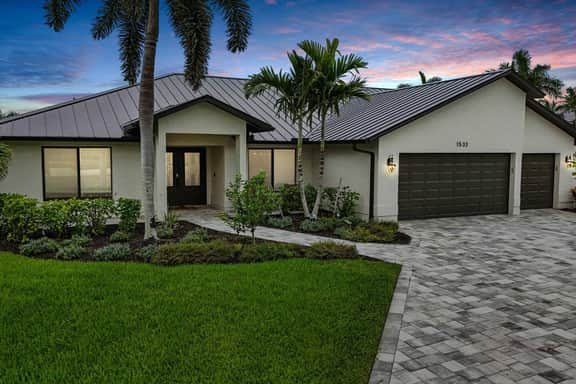 Sea La Vie - SW Cape Coral & Pet Friendly