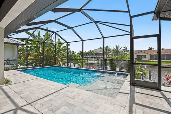 Luxury GulfAccess Waterfront Retreat SW Cape Coral - Image 3