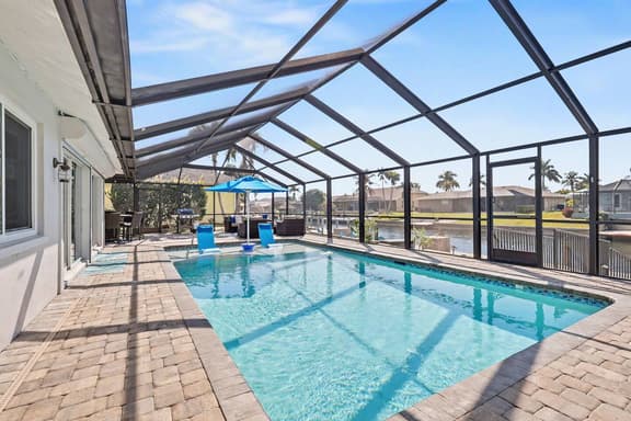 The Salty Pelican Retreat – Gulf Access w Pool, Spa & Dock
